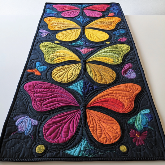 Butterfly TAI040924336 Quilted Table Runner