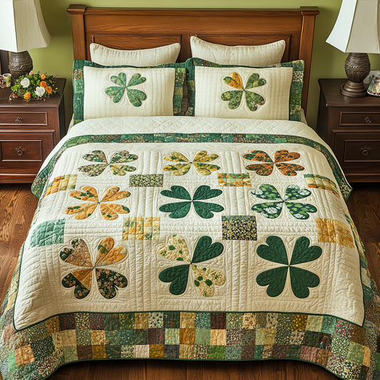 Clover DAI280824135 Quilt Bedding Set