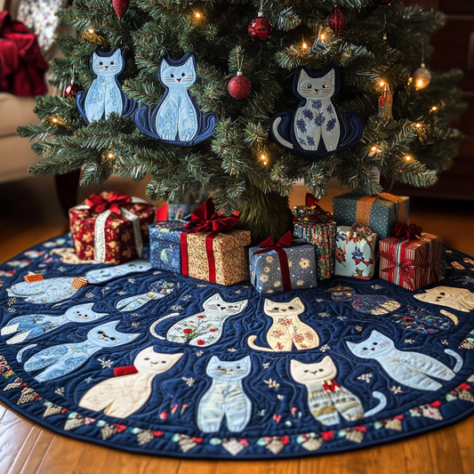 Cat DAI221024303 Quilted Tree Skirt