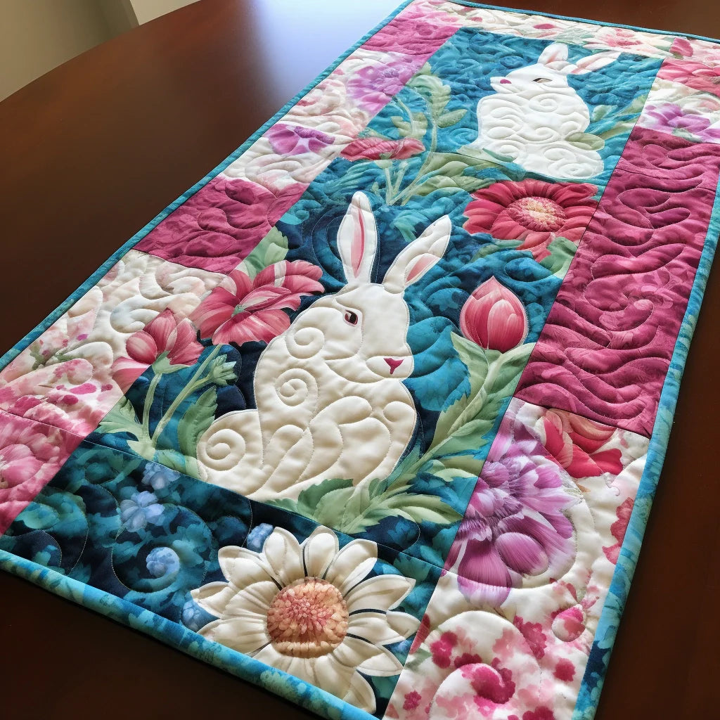 Rabbit TAI260224394 Quilted Table Runner