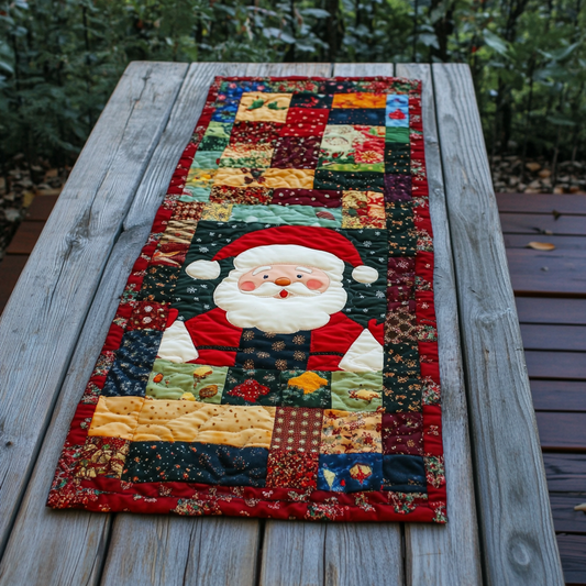 Christmas Santa TAI040924391 Quilted Table Runner