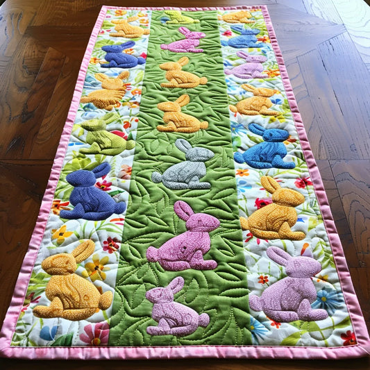 Rabbit TAI020324023 Quilted Table Runner