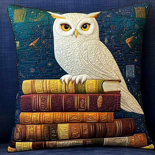 Bookish Owl DAI150125114 Quilted Pillow Case