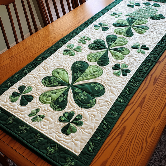 Shamrock TAI040924403 Quilted Table Runner