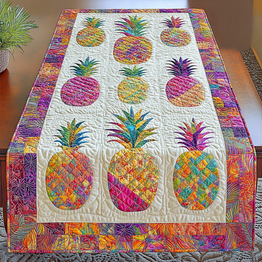 Pineapple DAI171224103 Quilted Table Runner