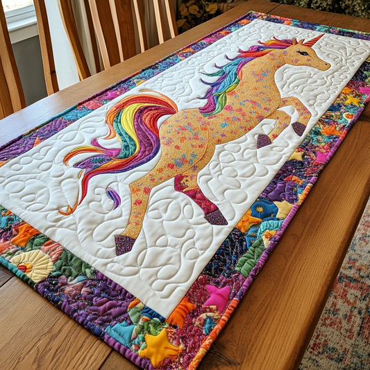 Unicorn DAI200125340 Quilted Table Runner