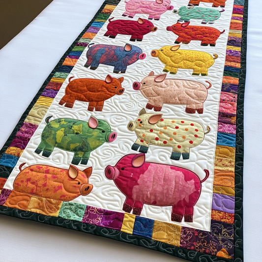 Pig DAI221024293 Quilted Table Runner