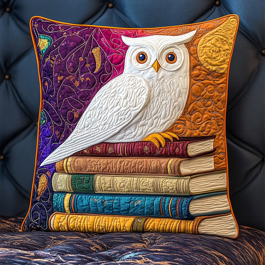 Bookish Owl DAI150125115 Quilted Pillow Case