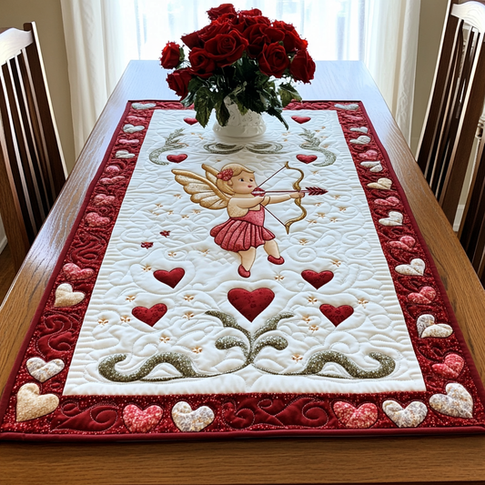 Cupid DAI150125341 Quilted Table Runner