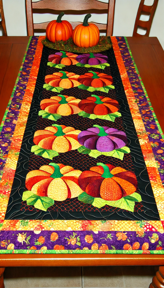 Pumpkin NTA281024383 Quilted Table Runner